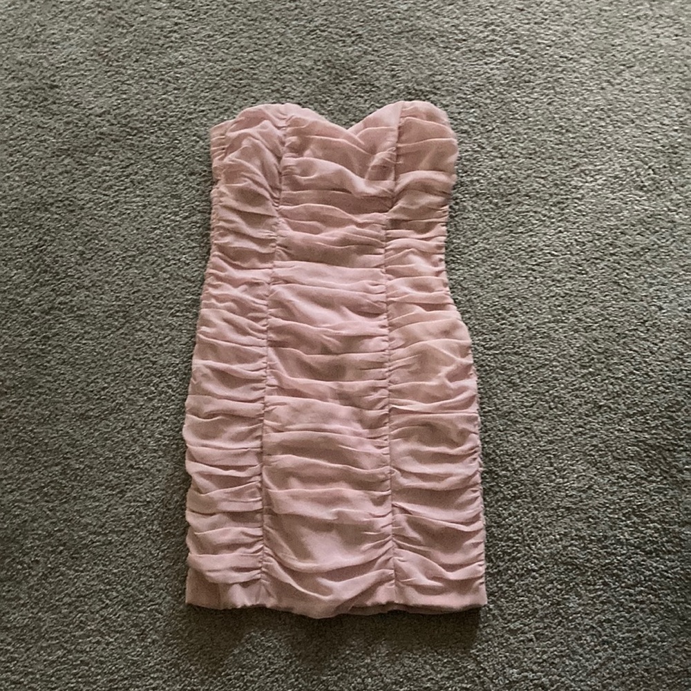 H&M strapless sweetheart neckline ruched bodycon mini dress